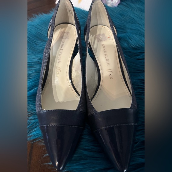 Anne Klein iFlex kitten heels 7.5 denim embellishment. Professional, Preppy - Picture 1 of 5